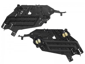 Кронштейн SKODA Octavia (09-13) крепления фары левой SAT STSD26000BC2 SAT