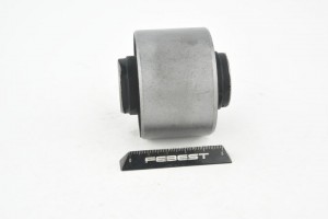Сайлентблок задн продольн рычага MITSUBISHI PAJEROSPORT CHALLENGER 96-06  MAB-04 MAB-044 FEBEST