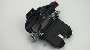 замок крышки багажника!\ VW Polo 11> QF22H00028 QUATTRO FRENI