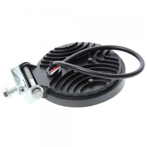 Фара рабочего света круглая 115х115x55мм 27Вт (9 LED) расс. свет (Flood) 12-24V  370-30-008 MEGA POWER