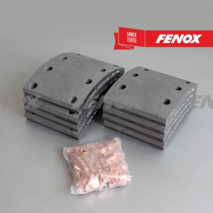 накладки тормозные!к-кт 8 шт.сверленые с заклепками 64шт.,R0,140х188\KAMAZ 53215 BP53226 FENOX