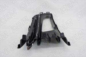 Окантовка противотуманной фары левая Volkswagen Polo sedan 5 2015-2020, под хром OEM1302L OEMPARTS