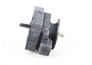 Опора КПП BMW 5 (E60) (03-) левая/правая OE 22 31 6 771 741 BMW
