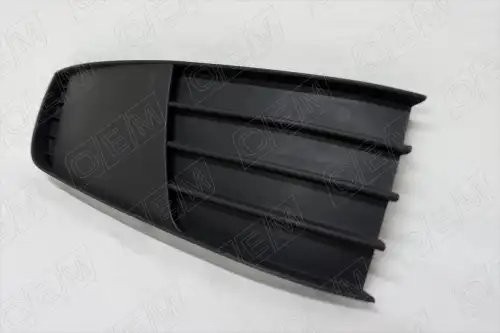 Заглушка противотуманной фары правая Skoda Octavia 3 A7 2013-2017 OEM1476R OEMPARTS
