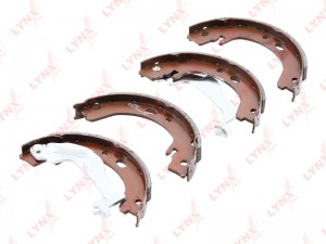 Колодки тормозные стояночные BS-7533 BS-7533 LYNXAUTO