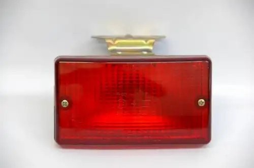 Фонарь противотуманный ГАЗ-310231 красный 12V (кронштейн крепления от рассеивате 244371601 OSVAR