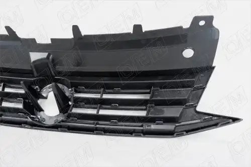 Решетка радиатора Volkswagen Polo sedan 5 2015-2020 OEM3068 OEMPARTS