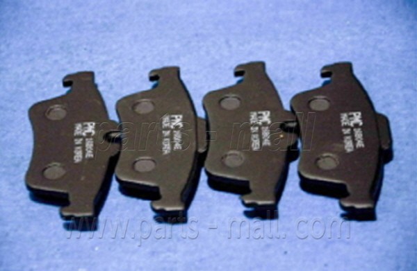 Колодки тормозные задние FORD FOCUS II/III/MAZDA 3/OPEL VECTRA C/ VOLVO S40PKH-0 PKH-008 PMC PARTS MALL