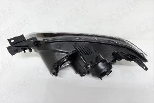 Фара правая Mazda 3 1 BK (2003-2009) седан, галоген OEM0203FR OEMPARTS