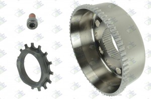 Комплект фланца шестерни Кожух ступицы + гайка + винт нового образца 88170545 EURORICAMBI