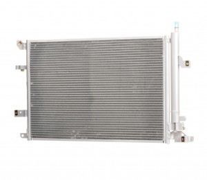 радиатор кондиционера!\ Volvo C70/S60/S80/V70/XC70 2.0-2.9 00> 940103 NISSENS