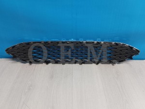 Решетка радиатора Ford Focus 3 2015-нв OEM3087 OEMPARTS