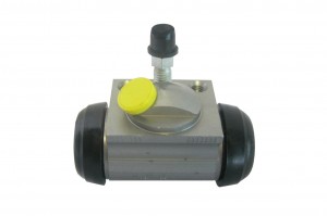 Тормозной цилиндр колесный A12C24 A12C24 BREMBO