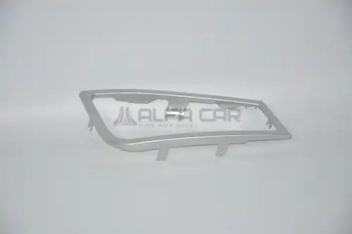 Окантовка фары правая FH 3-series(08-) AC21078545 ALFA CAR