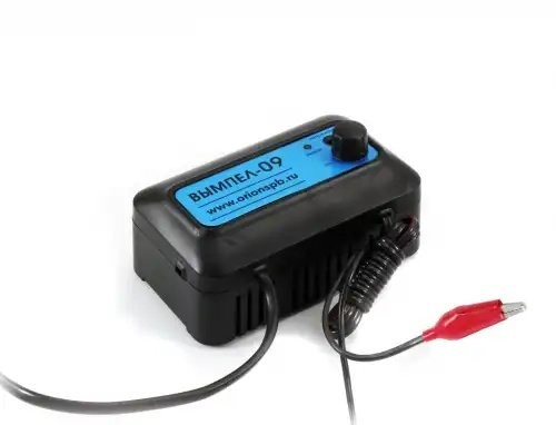 зарядное устройство! Вымпел-09(автомат,0.2-1.2А,12-16В,для гелев.и кисл.АКБ с ре 2039 VYMPEL