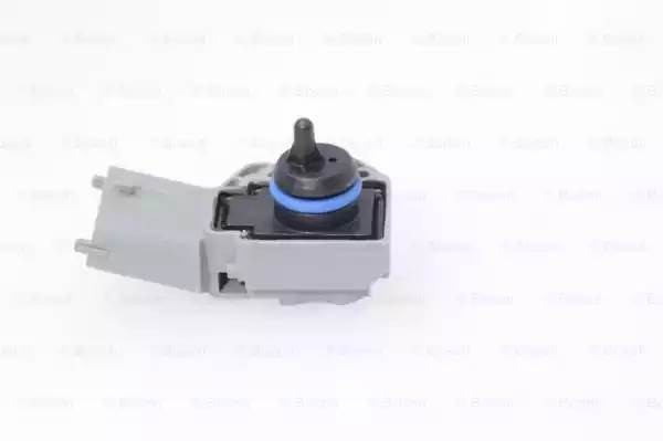 Датчик давления топлива LAND ROVER Freelander 2 VOLVO S60,S80,V70,XC70,XC90 BOSC 0 261 230 110 BOSCH
