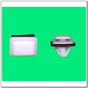 Клипса SSANGYONG Actyon (06-),Kyron (05-),Actyon Sport (06-) OE 7956821000 SSANG YONG