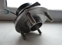Ступица в сборе передняя CHEVROLET EPICA IJ113016 IJ113016 ILJIN