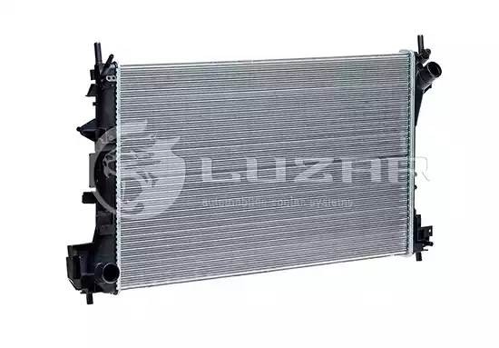 Радиатор двигателя Opel Vectra C (02-) MT LRc2144 LRC 2144 LUZAR