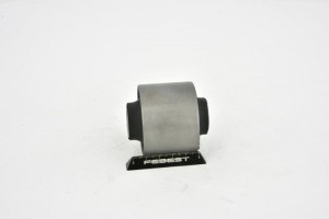 Сайлентблок рычага задний TOYOTA LAND CRUISER 70/80/100 TAB-086 TAB-086 FEBEST