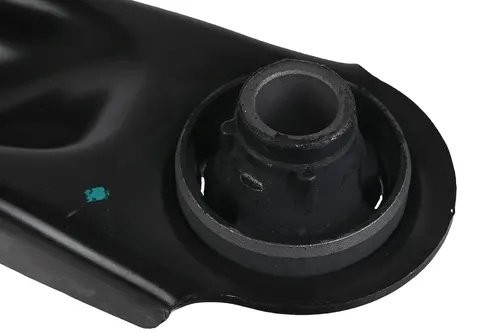 рычаг нижний левый!\ Citroen C1, Peugeot 107/1007 1.0/1.4HDi 05> Z25256 ZENTPARTS