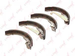 Колодки тормозные задние подходит для VW Polo Sedan 1.6 10 / Caddy 1.4-1.4 95-04 BS-8001 LYNXAUTO
