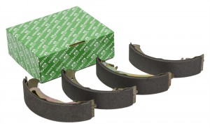 Колодки тормозные барабанные со скобами ручника ВАЗ 2108-2112 BS-P1002L BSP1002L PILENGA