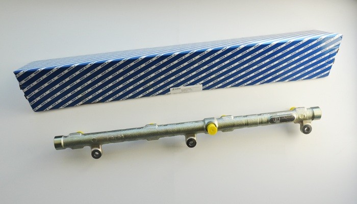 Рампа топливная КАМАЗ Е-4, 5 Common Rail (ан. BOSCH 0445228006 ) правая (АЗПИ) А-11-003-00-00-00 AZPI