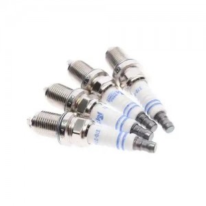 Свеча зажигания DAEWOO Matiz (98-)(0.8/1.0) RENAULT Clio,Megane HONDA KAWASAKI ( 37031086 MEGA POWER