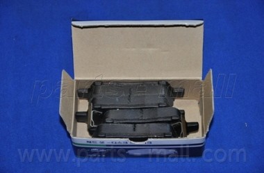 Колодки тормозные передние TOYOTA COROLLA/PRIUS/YARIS 1.0-1.6 99-PKF-003 PKF-003 PMC PARTS MALL