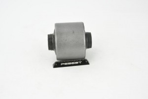 сайлентблок рычага зад.продол.верх.! (пружин.подв.)\ Hyundai Starex 96> MAB-092 FEBEST