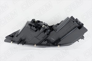 Фара правая Mazda 6 1 GG (2002-2007) светлая OEM0205FR OEMPARTS