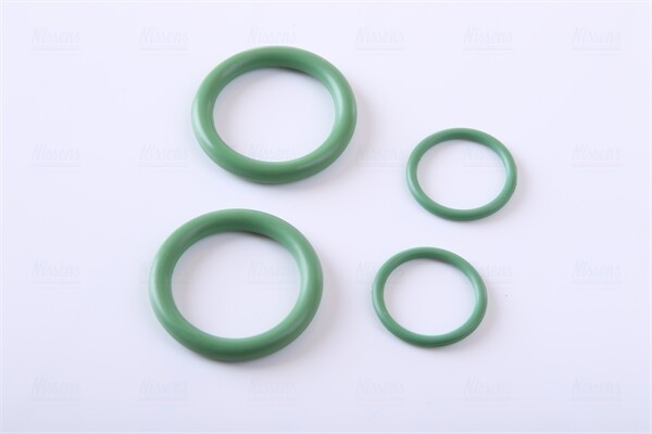 радиатор кондиционера! 835x331x16\VOLVO FH12/13/16/NH12 дв. D12/16/13 94582 NISSENS