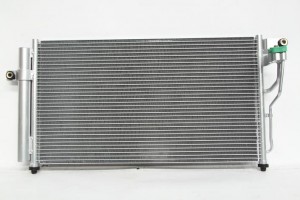 104602 Радиатор кондиционера Hyundai ACCENT, VERNA 1.4-1.6 (05-12) 104602 TERMAL
