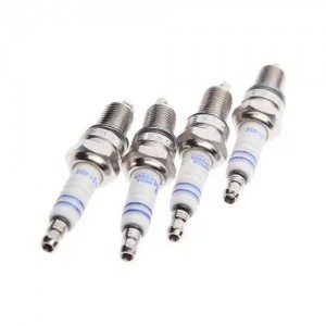 Свеча зажигания мото APRILIA KTM KAWASAKI SUZUKI YAMAHA HONDA (4шт.) MEGAPOWER 37031110 MEGA POWER