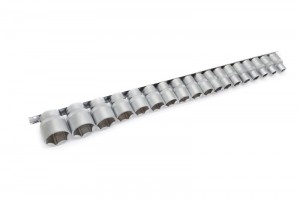 Набор головок 1/2" 18 пр (6-ти гр головки 8-32мм) /ДЕЛО ТЕХНИКИ/ 620118 DELO TEHNICI