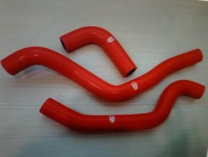 Патрубок системы охлаждения для а/м ВАЗ 2110 после 2003 г. (3 шт.) (красный) "ПТ PTP002179 PTP 64