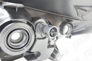 Фара правая Renault Sandero 1 (2009-2014) Stepway, черная OEM0117FR OEMPARTS
