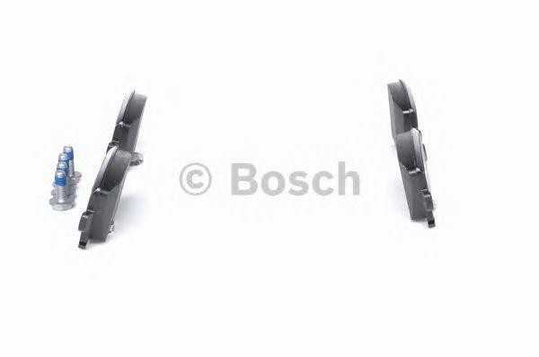 Колодки тормозные VW Golf 5 (10.03-) AUDI A3,A4,A6 SKODA Octavia (06.04-) задние 0 986 494 053 BOSCH