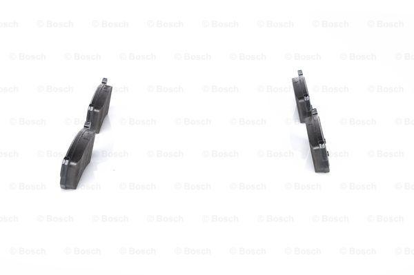 Колодки тормозные дисковые зад 0 986 494 133 BOSCH