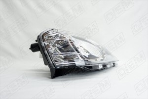 Фара правая Renault Logan 1 2009-2014, повторитель ближе к крылу OEM0116FR OEMPARTS