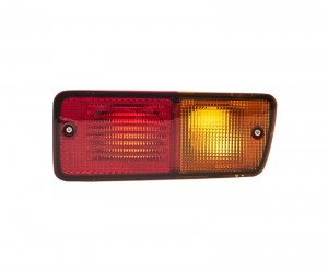 ФОНАРЬ В ЗАДНИЙ БАМПЕР ПРАВЫЙ NISSAN PATROL GQ 1991-1997 REAR TYC 17A155016B TYC
