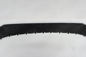Накладка бампера переднего Volkswagen Golf 6 (2009-2013) OEM0456 OEMPARTS