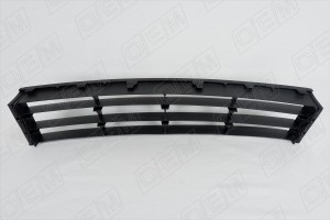 Решетка в бампер нижняя Skoda Octavia 2 A5 2008-2013 OEM3610 OEMPARTS