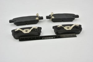 Колодки задние 0401-CSR 0401CSR FEBEST