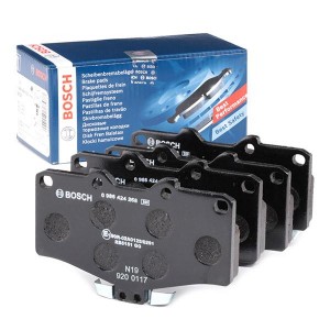Колодки тормозные TOYOTA Land Cruiser (J80,J90),4Runner,Hilux передние (4шт.) BO 0 986 424 268 BOSCH