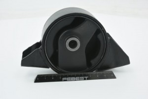 Подушка двигателя задняя NM-N15RR FEBEST