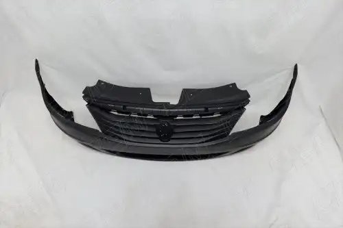 Бампер передний Renault Logan 1 2009-2014, под ПТФ, с решеткой радиатора OEM0564 OEMPARTS