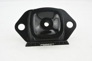 Подушка двигателя левая NISSAN JUKE 2010- NM-F15ELH NM-F15ELH FEBEST