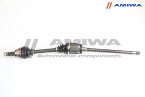 ПРИВОД ПЕРЕДНИЙ ПРАВЫЙ 27X1055X30 2440026 24-40-026 AMIWA
